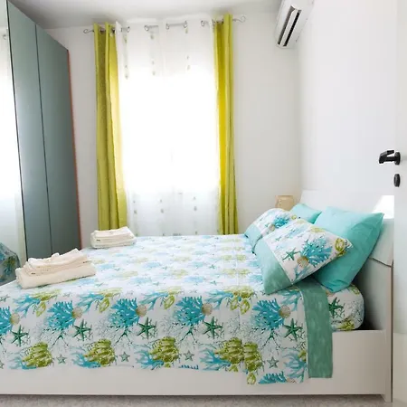 Vincenza Apartment Arenella (Syracuse)