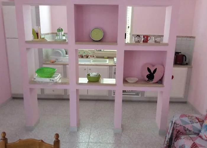 Vincenza * Arenella (Syracuse)