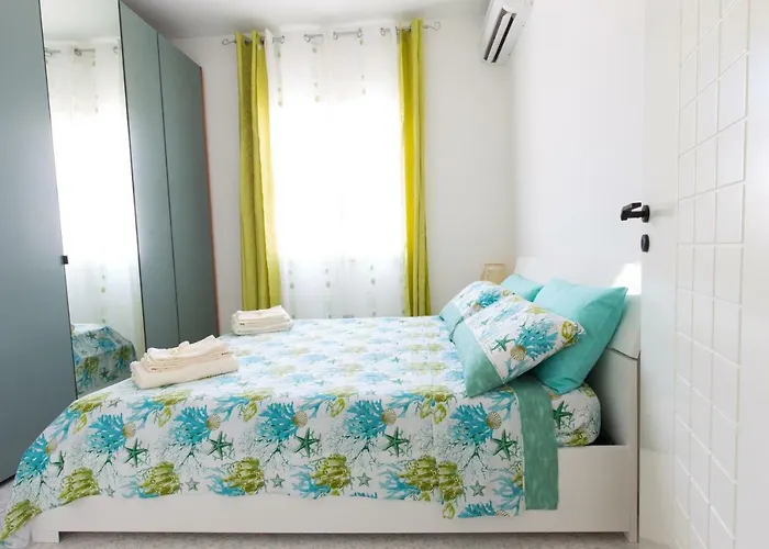 Vincenza Apartment Arenella (Syracuse)